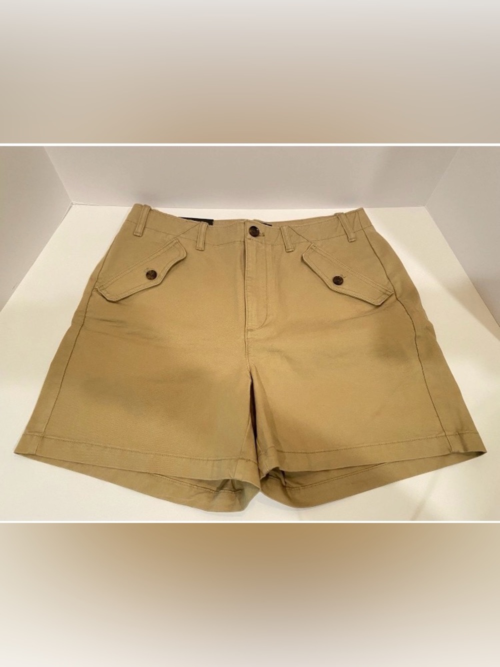 NWT Banana Republic Khaki Cotton Shorts with Flap Pockets Size 10 wStretch